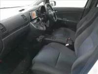 Toyota WISH лот № 4739 оценка 3  с аукциона в Японии 2