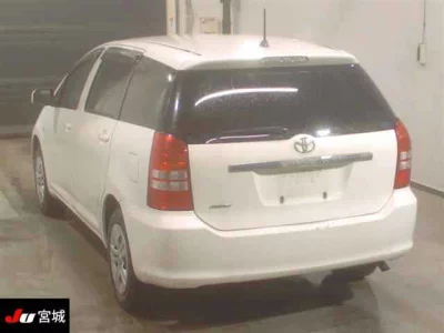Toyota WISH  с аукциона в Японии
