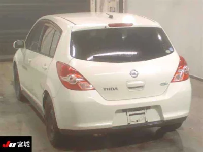 Nissan Tiida