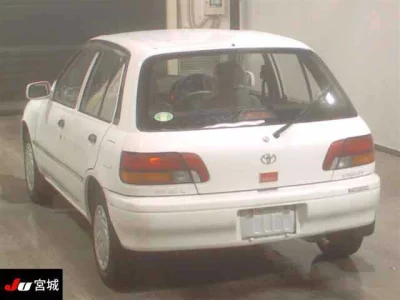 Toyota STARLET  с аукциона в Японии