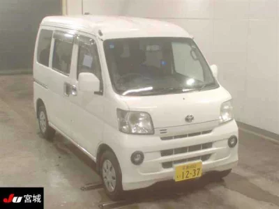 Toyota Pixis Van