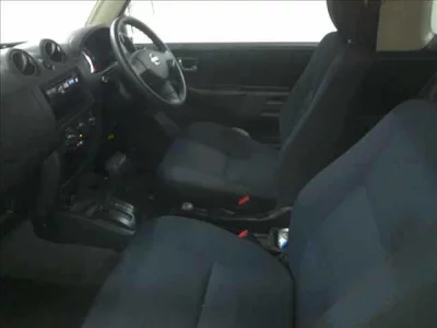 Nissan Kix