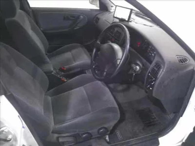 Nissan AVENIR WAGON  с аукциона в Японии