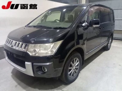 Mitsubishi DELICA D5