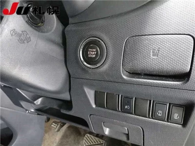 Mitsubishi DELICA D2