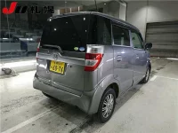 Honda ZEST лот № 370 оценка R  с аукциона в Японии 1