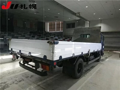 Mazda TITAN