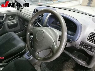 Suzuki SWIFT  с аукциона в Японии