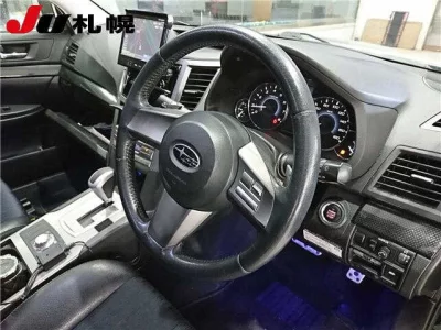 Subaru LEGACY B4  с аукциона в Японии