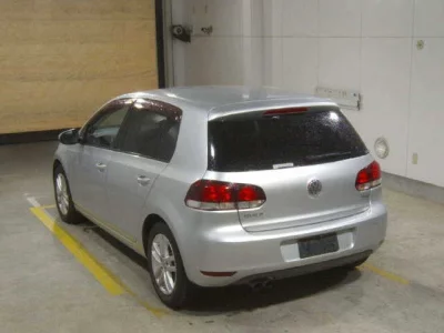 Volkswagen Golf  с аукциона в Японии