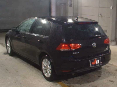 Volkswagen Golf  с аукциона в Японии