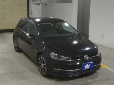 Volkswagen Golf  с аукциона в Японии