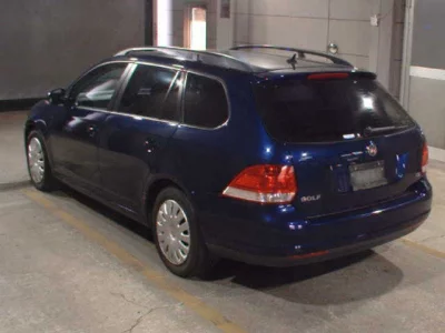 Volkswagen GOLF VARIANT  с аукциона в Японии