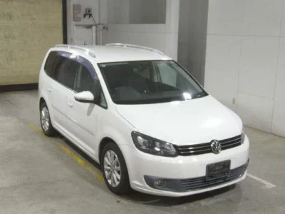 Volkswagen GOLF TOURAN  с аукциона в Японии