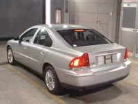 Volvo S60 лот № 8348 оценка 3.5  с аукциона в Японии 1