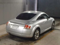 Audi TT лот № 8263 оценка 3.5  с аукциона в Японии 4