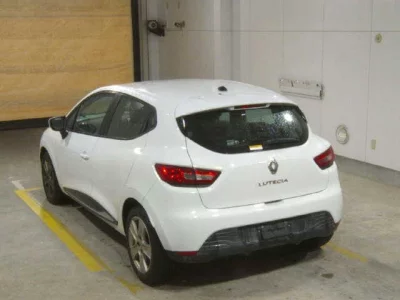 Renault LUTECIA  с аукциона в Японии