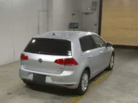 Volkswagen Golf лот № 2093 оценка 4  с аукциона в Японии 4
