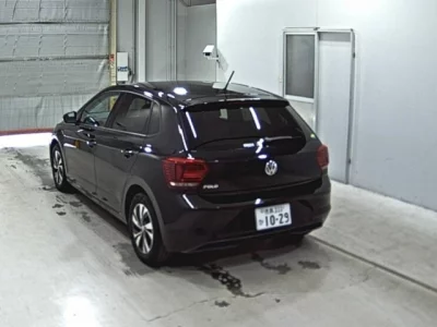 Volkswagen Polo  с аукциона в Японии