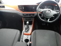 Volkswagen Polo лот № 4209 оценка 4  с аукциона в Японии 2