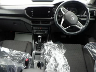 Volkswagen T-CROSS  с аукциона в Японии