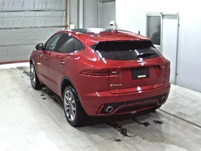 Jaguar E-PACE  с аукциона в Японии