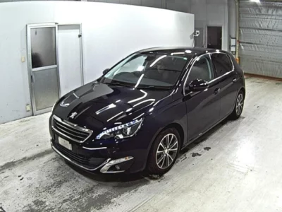 Peugeot 308  с аукциона в Японии