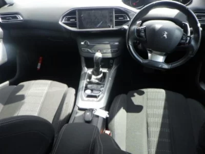 Peugeot 308  с аукциона в Японии