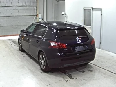Peugeot 308  с аукциона в Японии
