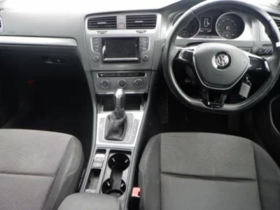 Volkswagen Golf  с аукциона в Японии