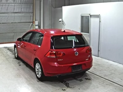 Volkswagen Golf  с аукциона в Японии