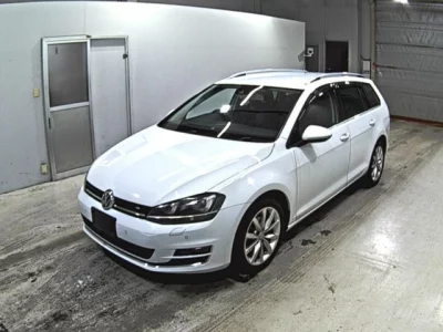 Volkswagen GOLF VARIANT  с аукциона в Японии