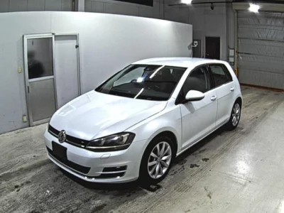 Volkswagen Golf  с аукциона в Японии
