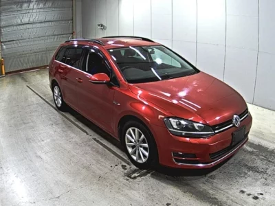 Volkswagen GOLF VARIANT  с аукциона в Японии