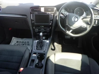 Volkswagen GOLF VARIANT  с аукциона в Японии
