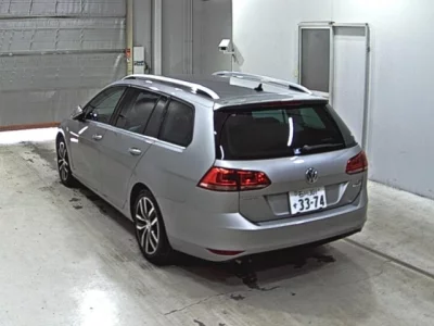Volkswagen GOLF VARIANT  с аукциона в Японии