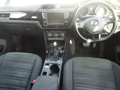 Volkswagen GOLF TOURAN  с аукциона в Японии