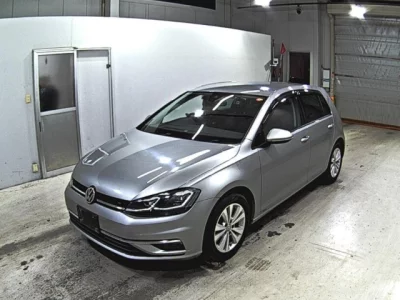 Volkswagen Golf  с аукциона в Японии