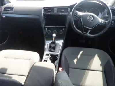 Volkswagen Golf  с аукциона в Японии