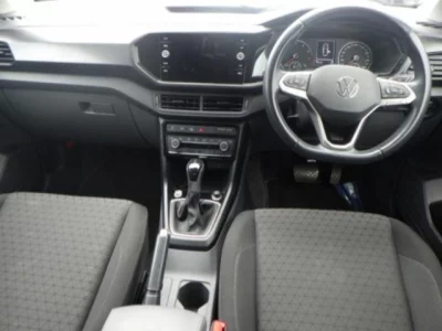 Volkswagen T-CROSS  с аукциона в Японии