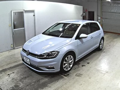 Volkswagen Golf  с аукциона в Японии