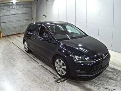 Volkswagen Golf  с аукциона в Японии