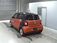 Smart FORFOUR лот № 9265 оценка 4  с аукциона в Японии 1