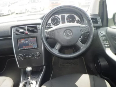 Mercedes-Benz B CLASS  с аукциона в Японии