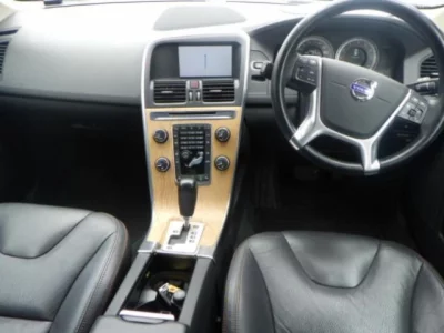 Volvo XC60  с аукциона в Японии