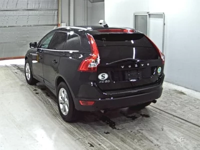Volvo XC60  с аукциона в Японии