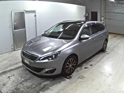 Peugeot 308  с аукциона в Японии