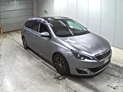 Peugeot 308  с аукциона в Японии