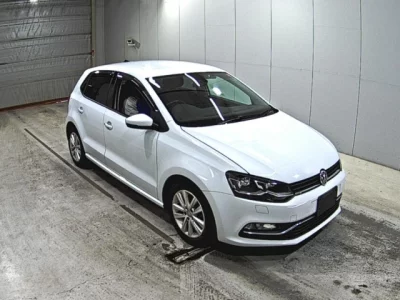 Volkswagen Polo  с аукциона в Японии