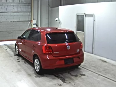 Volkswagen Polo  с аукциона в Японии